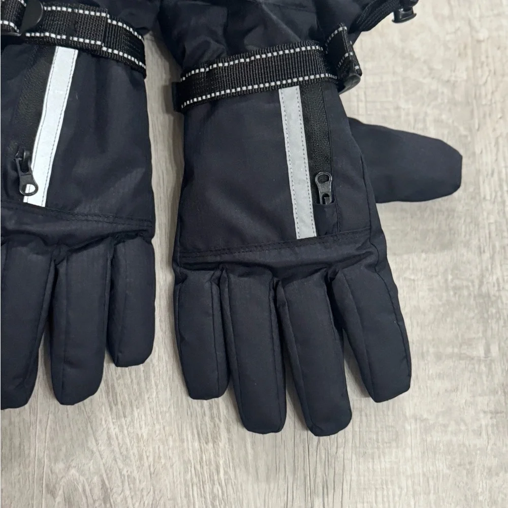 All in Motion Black Winter Gloves with Reflective Stripes
